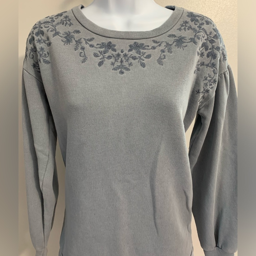 American Eagle Embroidered Sweatshirt